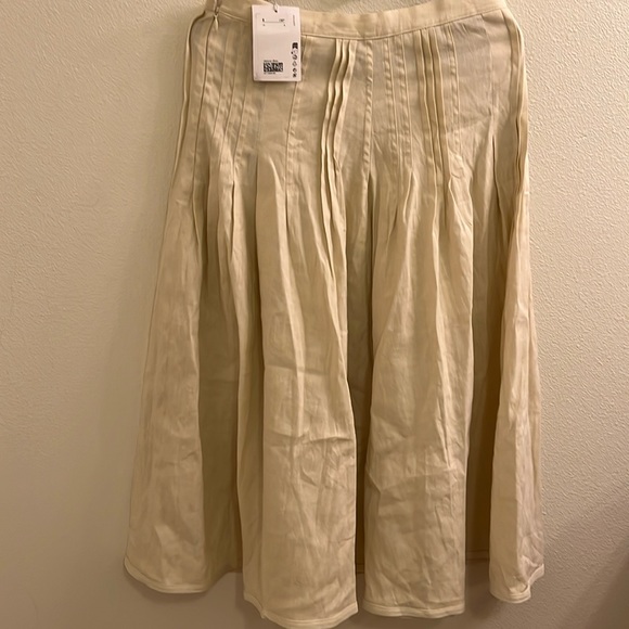 COS Dresses & Skirts - COS Linen skirt, size 6, NWT